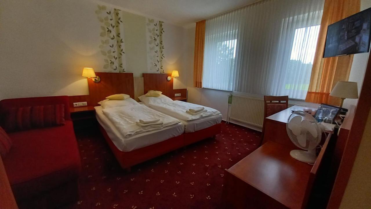Kräuterhotel&Restaurant Heidejäger Mulmshorn Exteriör bild