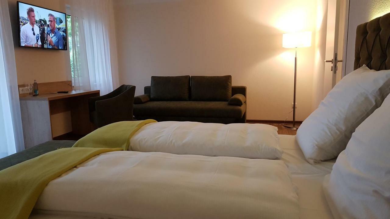 Kräuterhotel&Restaurant Heidejäger Mulmshorn Exteriör bild